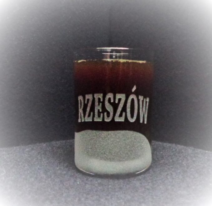 RZESZOW KIELISZEK WODKA SZRON STRONA 2