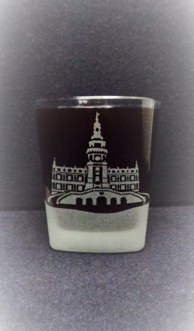 ZAMOSC SZKLANKA KWADRAT A