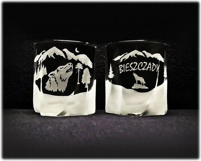 BIESZCZADY_SZKLANKA_DO_WHISKY_LUNA_300_ML_SZRON_WILK_GLOWA