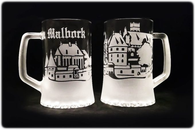 MALBORK_KUFEL_DO_PIWA_LADYA_670_ML_ZAMEK_SZRON