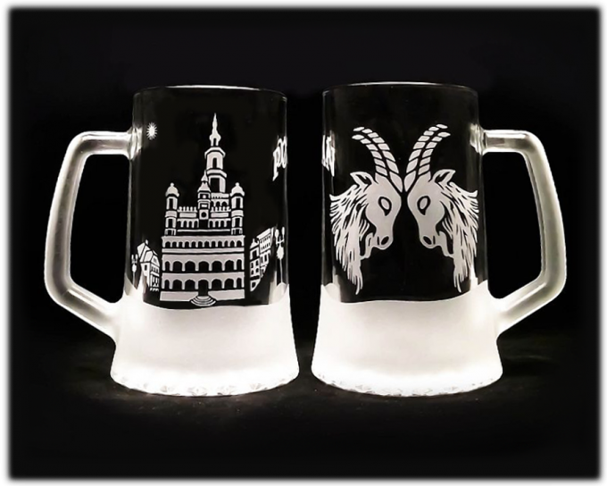 POZNAN_KUFEL_DO_PIWA_LADYA_670_ML_RATUSZ_KOZIOLKI_SZRON