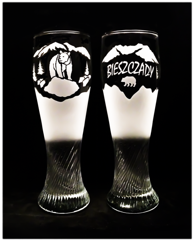 Bieszczady_szklanka_do_piwa_spirala_500_ml_niedzwiedz_szron