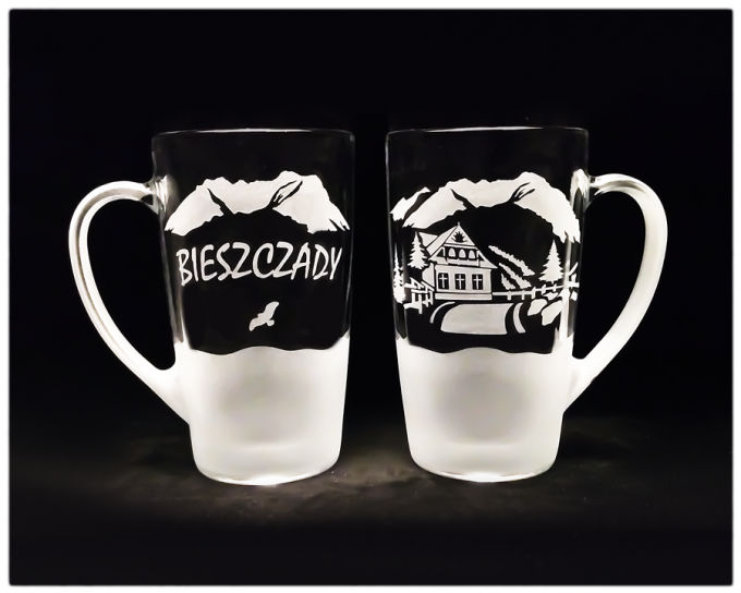 Bieszczady_kubek_wysoki_270_ml_chata_szron