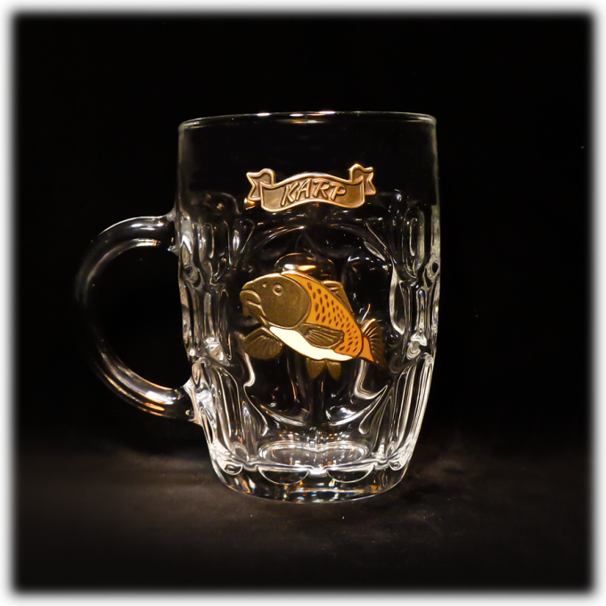 Wedkarstwo_kufel_do_piwa_miodzio_500_ml_karp_odlew_kolor