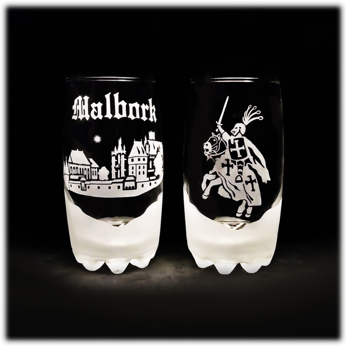 Malbork_szklanka_do_napoi_terenia_wysoka_420_ml_zamek_szron