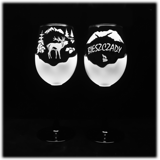 Bieszczady_kieliszek_do_wina_375_ml_nozka_czarna_jelen1_szron