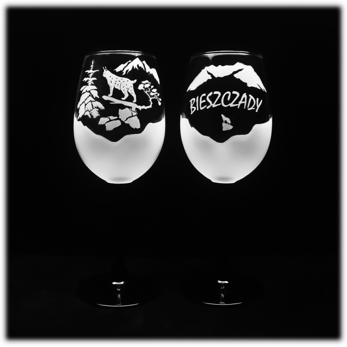 Bieszczady_kieliszek_do_wina_375_ml_nozka_czarna_rys_szron