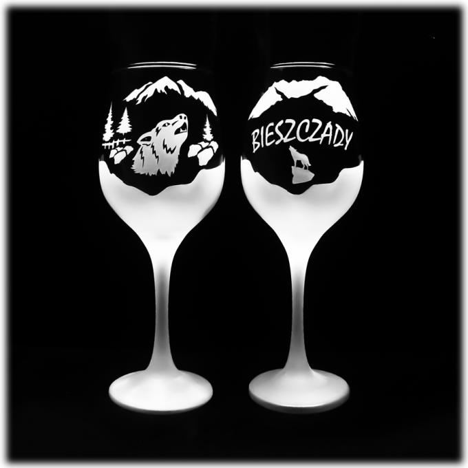 Bieszczady_kieliszek_do_wina_adam_375_ml_wilk_glowa_szron