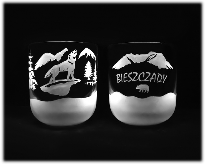 Bieszczady_szklanka_do_whisky_glamour_300_ml_wilk_na_skale_szron