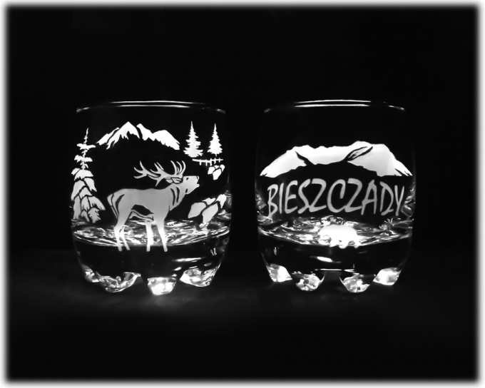 Bieszczady_szklanka_do_wody_terenia_300_ml_jelen1_szron