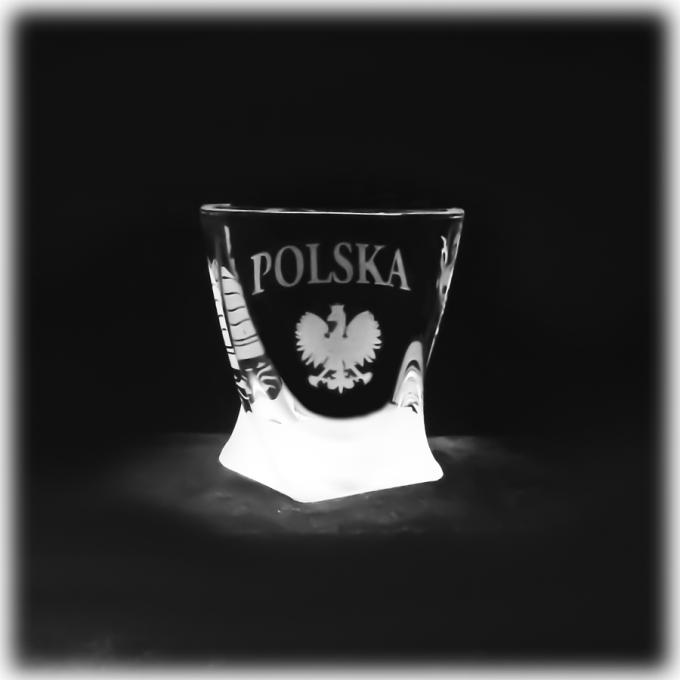 Gdansk_kieliszek_do_likieru_Bohemia_Quadro_55ml_orzel