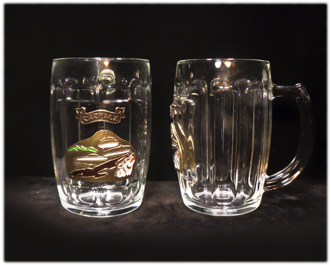 Karpacz_kufel_do_piwa_Chmiel_500_ml_odlew_kolor_obserwatorium_wilk_glowa