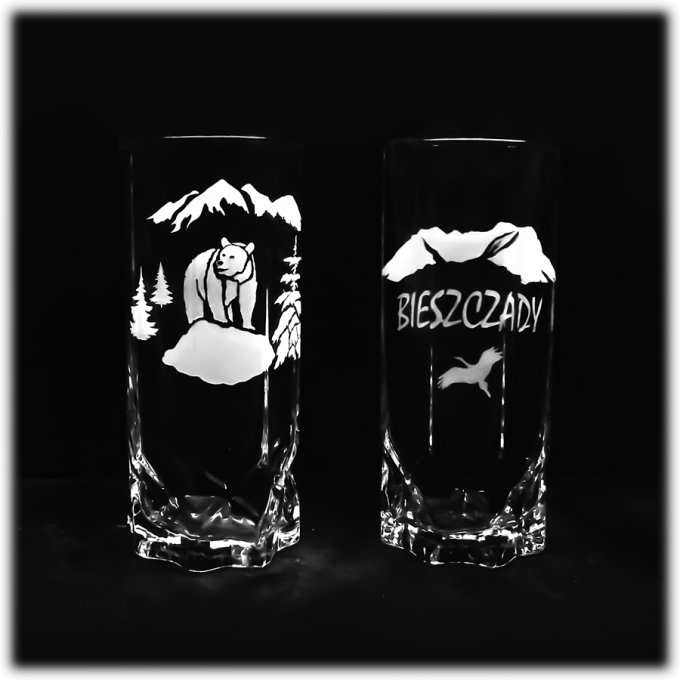 Bieszczady_szklanka_do_napojow_aga_wysoka_325_ml_niedzwiedz_na_skale_szron