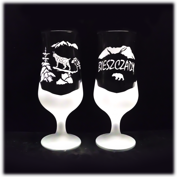 Bieszczady_szklanka_do_piwa_basia_385_ml_rys_szron