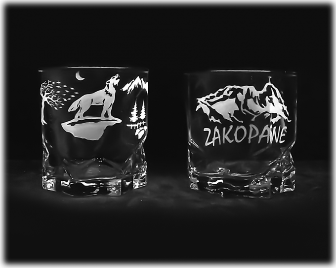 Zakopane_szklanka_do_whisky_aga_325_ml_wilk_na_skale_szron