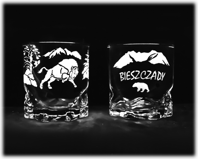 Bieszczady_szklanka_do_whisky_aga_niska_325_ml_zubr_2_szron