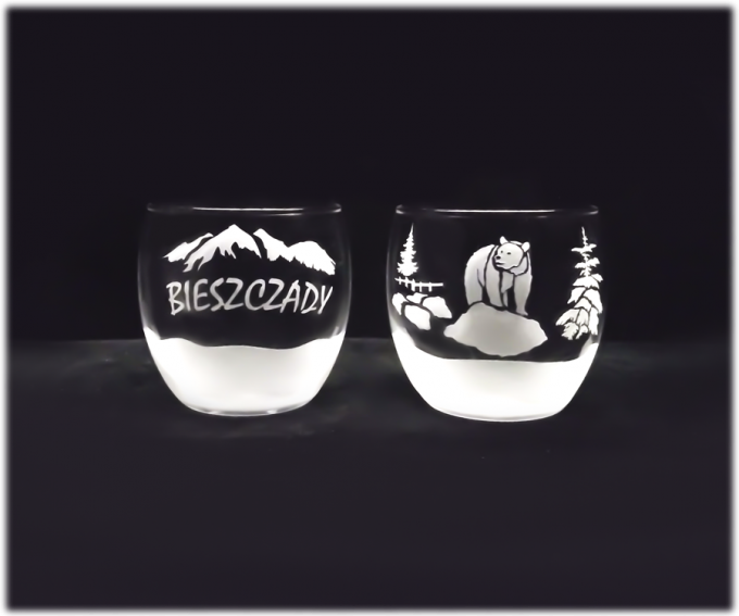 Bieszczady_szklanka_do_whisky_versailles_300_ml_niedzwiedz_na_skale_szron