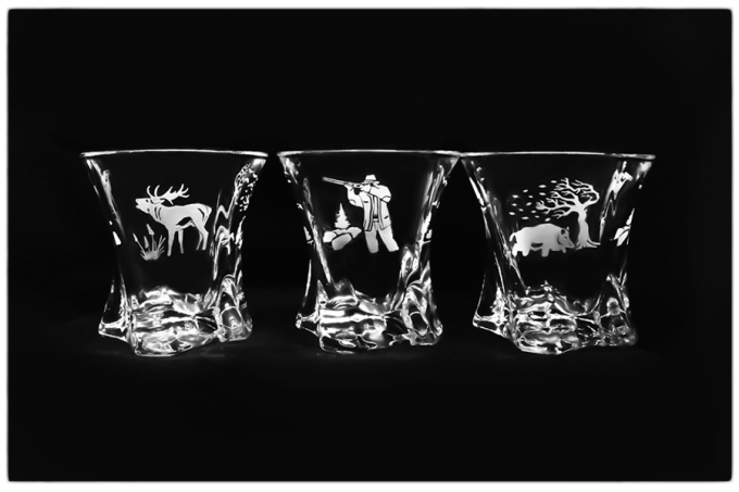 Mysliwstwo_szklanka_do_whisky_cooper_320_ml_bohemia_mysliwy_zwierzeta_1_szron