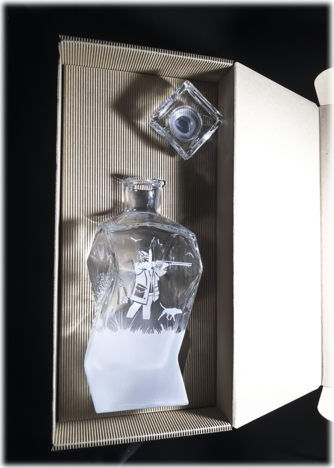 myslistwo_karafka_lamana_750_ml_jelen_mysliwy_szron_2