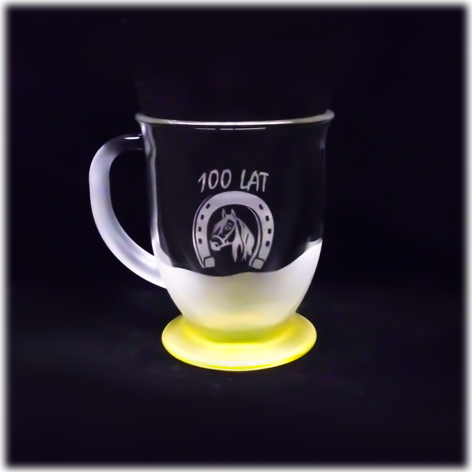 tato_kubek_kubas_400_ml_100_lat_koń_podkowa_zolta_szron