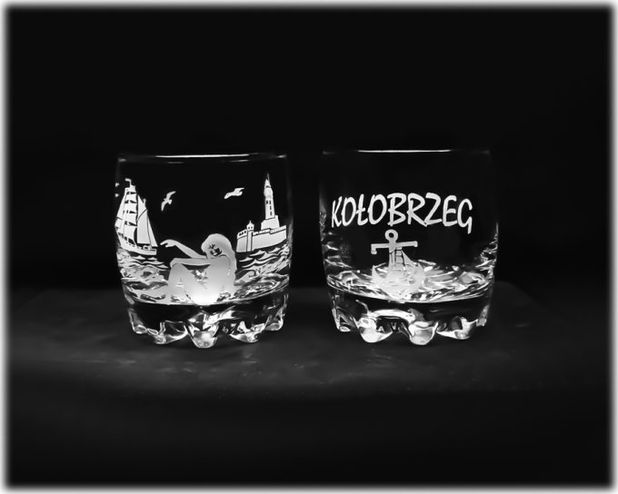 kolobrzeg_szklanka_do_napojow_terenia_300_ml_kobieta_3_szron