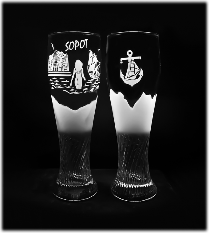 Sopot_szklanka_do_piwa_spirala_670_ml_ml_kobieta_6_krzywy_domek_szron