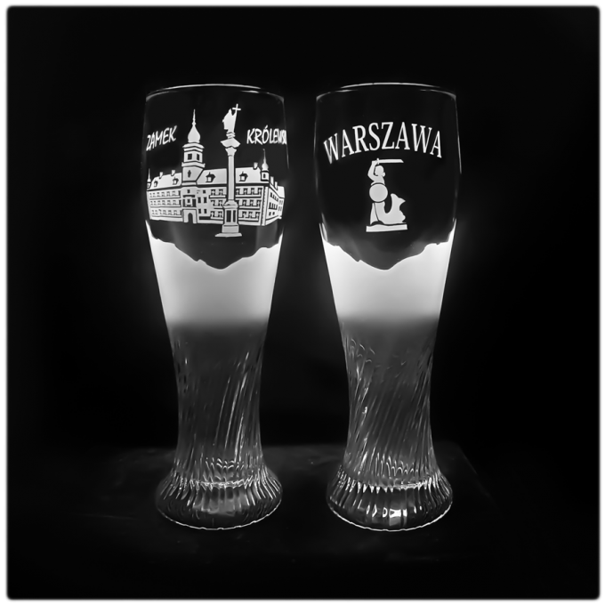 Warszawa_szklanka_do_piwa_spirala_670_ml_zamek_krolewski_szron