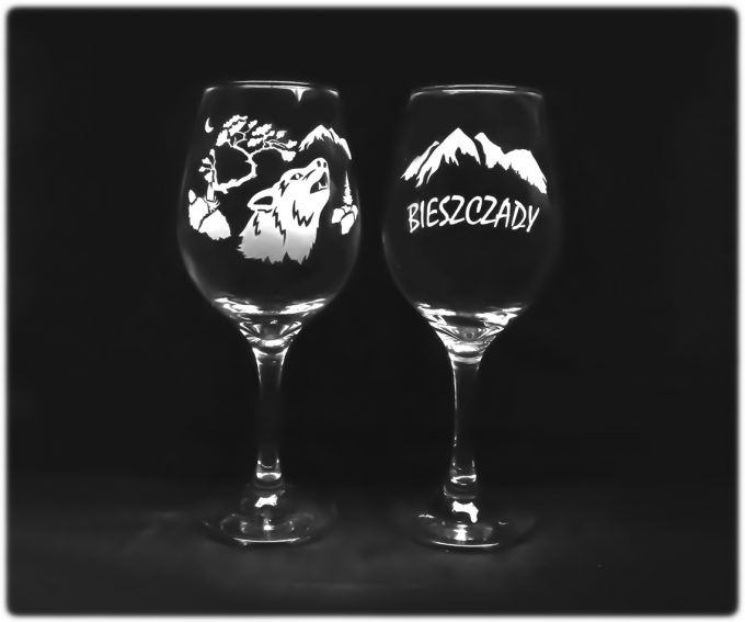 bieszczady_kieliszek_do_wina_amber_365ml_wilk_glowa_szron