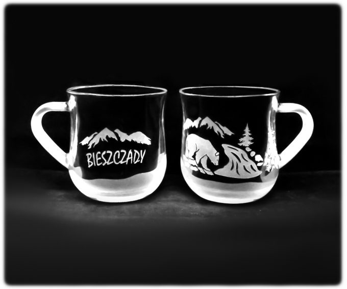 bieszczady_kubek_vito_320ml_niedzwiedz_nad_potokiem_szron