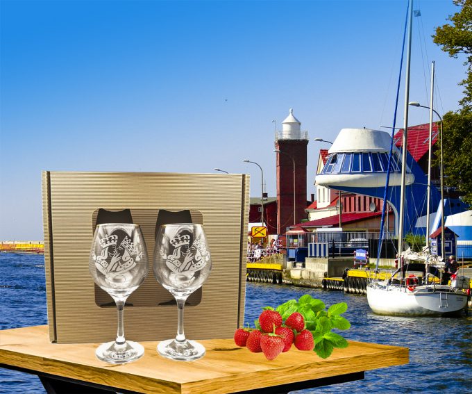 okazjonalne_kieliszek_do_wina_amber_460ml_krol_krolowa_3